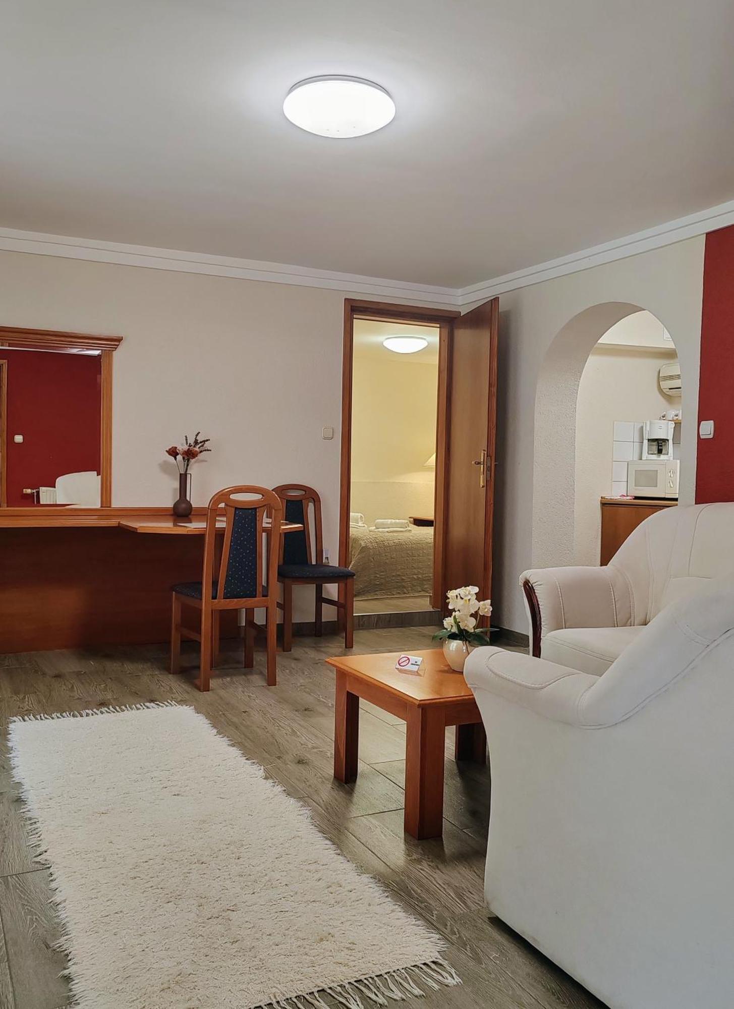 Heviz Apartman Hévíz Exteriör bild
